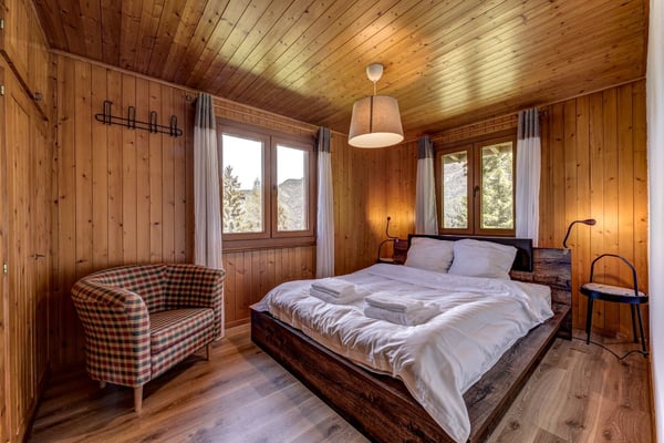 Charming chalet close to the telecabine 13
