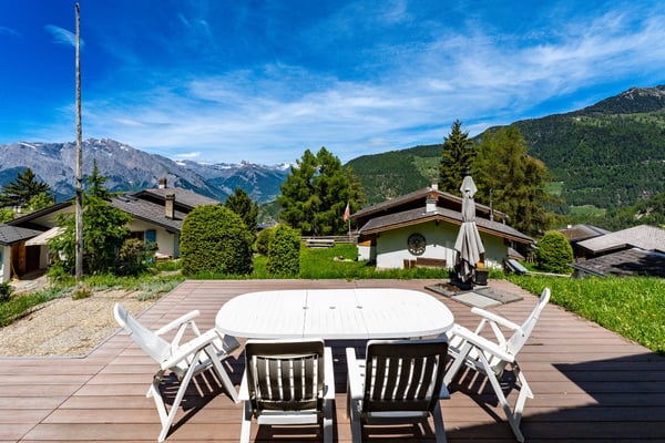Charming chalet close to the telecabine 3