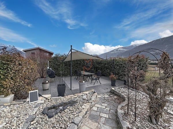 Villa individuelle 5,5 pièces avec piscine et garage double à Ardon 3