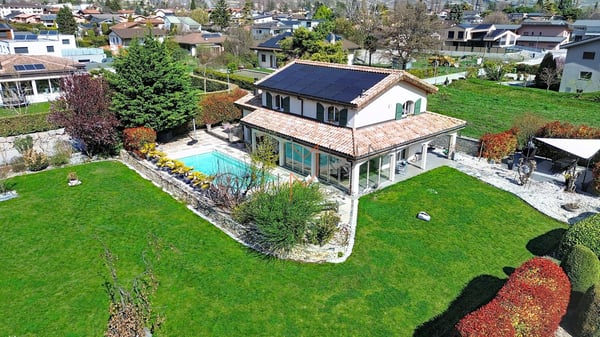 Villa individuelle 5,5 pièces avec piscine et garage double à Ardon 2