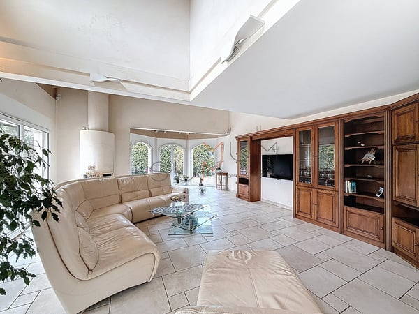 Villa individuelle 5,5 pièces avec piscine et garage double à Ardon 8