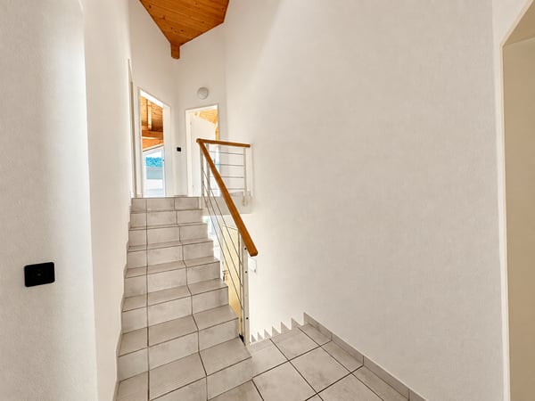 Spacieux appartement de 5.5 pièces avec terrasse à Saint-Imier 3