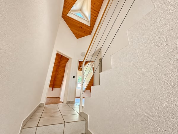 Spacieux appartement de 5.5 pièces avec terrasse à Saint-Imier 4