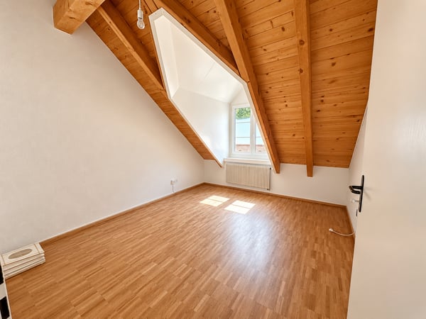 Spacieux appartement de 5.5 pièces avec terrasse à Saint-Imier 5