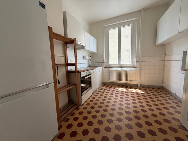 Charmant appartement de 1.5 pièces avec balcon à La Chaux-de-Fonds 4
