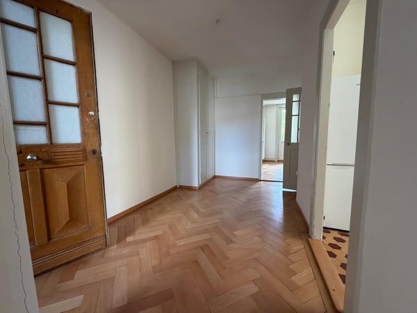 Charmant appartement de 1.5 pièces avec balcon à La Chaux-de-Fonds 5