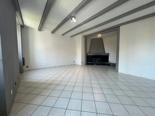 Charmant appartement de 2 pièces au rez-de-chaussée surélevé à La Chaux-de-Fonds 1