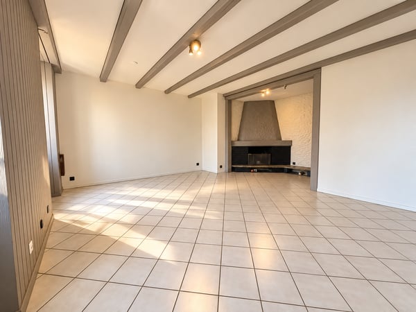 Charmant appartement de 4 pièces au rez-de-chaussée surélevé à La Chaux-de-Fonds 1