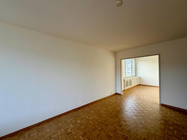 Bel appartement de 5 pièces avec un balcon 3