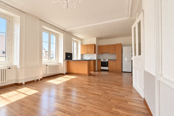 Appartement lumineux de 3 pièces à La Chaux-de-Fonds 2