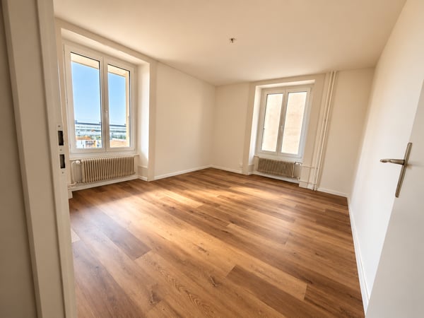 Charmant appartement de 3 pièces à Neuchâtel – Rez-de-chaussée surélevé avec balcon 3