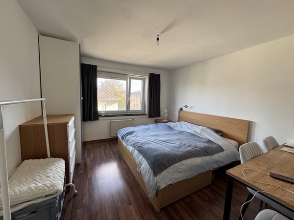 Charmant appartement de 3 pièces avec vue à Les Geneveys-sur-Coffrane 2