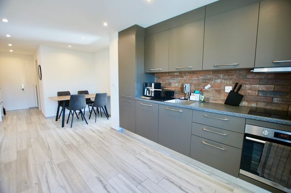 Charmant appartement de 4 pièces à Semsales avec balcon 1