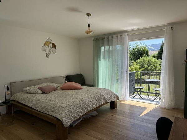 Tres belle affaire Superbe Villa comme neuve qui se distingue par son élégance, son confort et la qualité de son environnement, trés calme 12