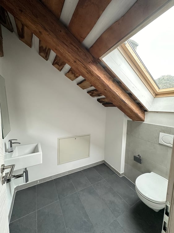 SION, magnfique 1.5 pièces aux combles - vieille ville 6