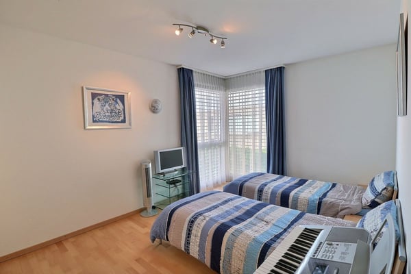 GRAND APPARTEMENT DE 5,5 PIECES AVEC LES COMMODITES D'UNE VILLA ET UNE TRES BELLE VUE PANORAMIQUE 11