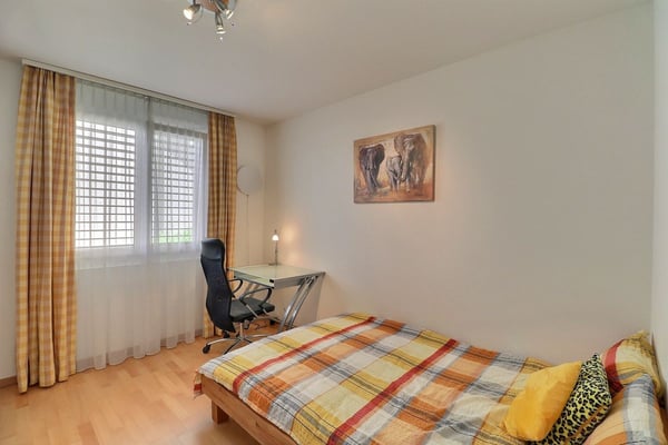 GRAND APPARTEMENT DE 5,5 PIECES AVEC LES COMMODITES D'UNE VILLA ET UNE TRES BELLE VUE PANORAMIQUE 9