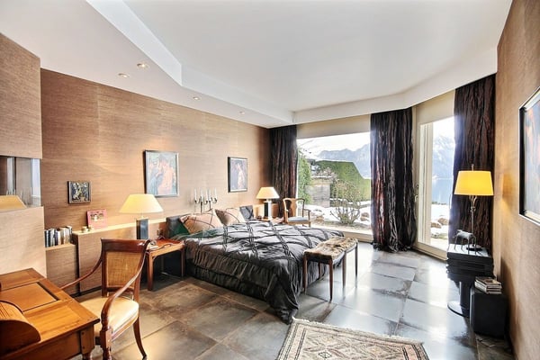 PROPRIETE EXCEPTIONNELLE DANS UN QUARTIER RESIDENTIEL VIP AVEC CALME ET VUE A 180 11