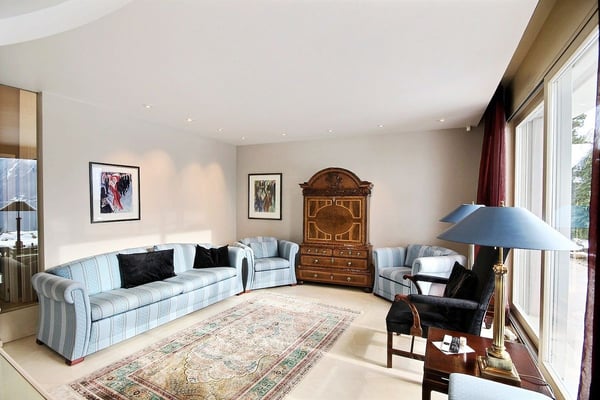 PROPRIETE EXCEPTIONNELLE DANS UN QUARTIER RESIDENTIEL VIP AVEC CALME ET VUE A 180 10