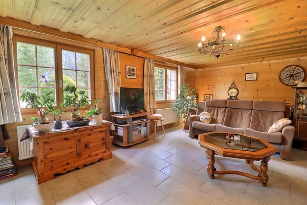 Beau chalet à vendre à Rossinière 4