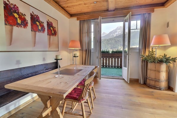 Appartement luxueux de 3.5 pièces à louer à Château-d'Oex 2
