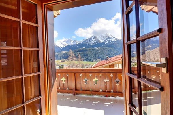 Agréable duplex en attique à vendre à Château-d'Oex 3
