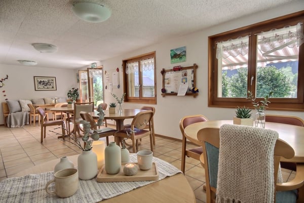 Grande propriété à vendre comprenant 2 chalets ! 3