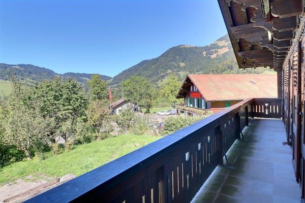 OPPORTUNITE A SAISIR - JOLI CHALET DE 5,5 PIECES AVEC BELLE VUE 7