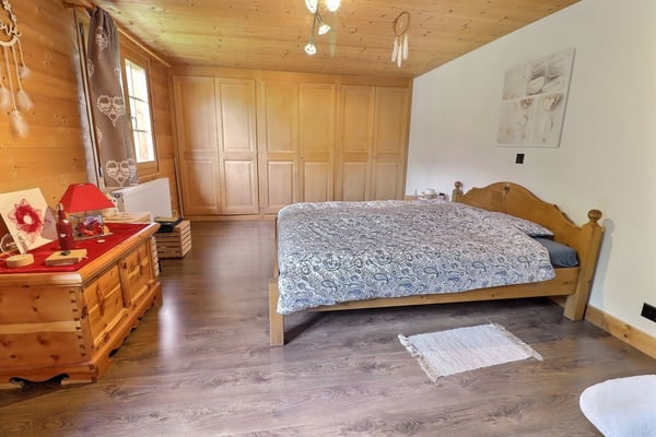Beau chalet à vendre à Rossinière 10
