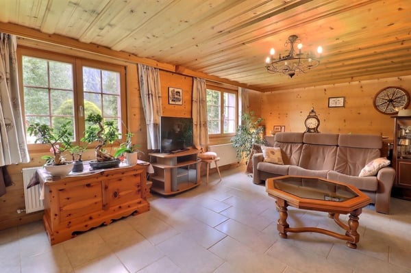 Beau chalet à vendre à Rossinière 4