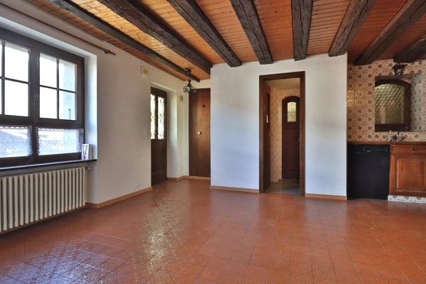 RARE - House to renovate 2
