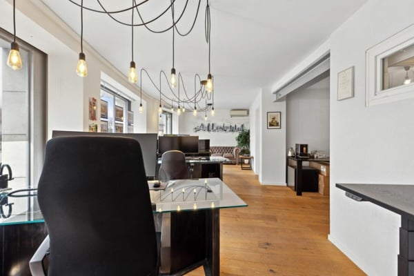 Arcade/Vitrine/Boutique 12 m2 à Yverdon-les-Bains 8