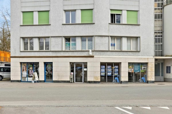 Arcade/Vitrine/Boutique 12 m2 à Yverdon-les-Bains 10