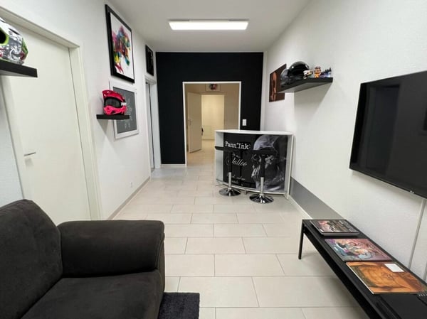 Arcade/Vitrine/Boutique 1.5 pièces 17 m2 à Vufflens-la-Ville 1