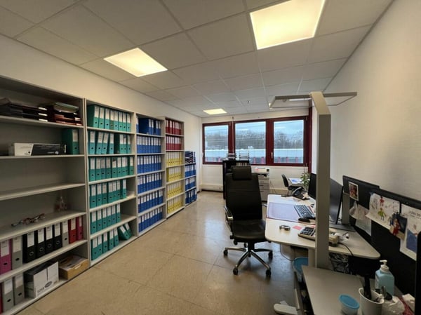 Administratif/Bureau 3 pièces 790 m2 au Mont-sur-Lausanne 12