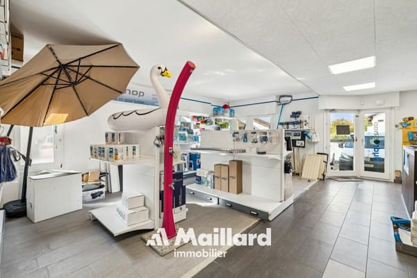 Espace professionnel d'exception avec vaste terrasse privative à Bogis-Bossey 5