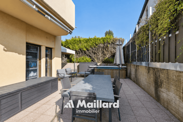Espace professionnel d'exception avec vaste terrasse privative à Bogis-Bossey 10