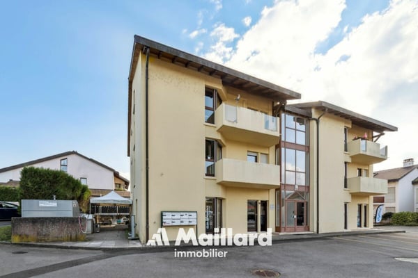 Espace professionnel d'exception avec vaste terrasse privative à Bogis-Bossey 14