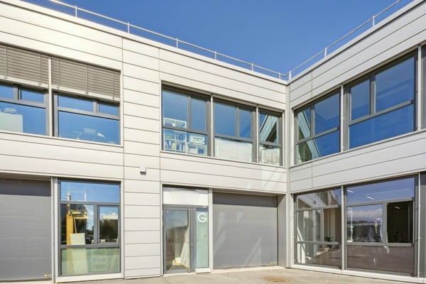 Yverdon - Halle industrielle moderne de 230 m² 12