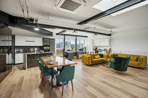 Yverdon - Halle industrielle moderne de 230 m² 7