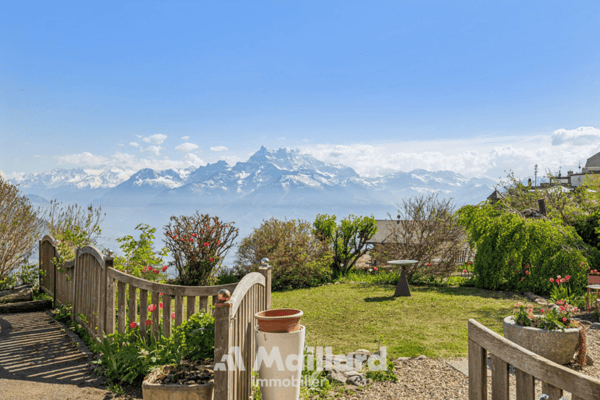 Appartement de 2.5 pièces - Rez Terrasse 8