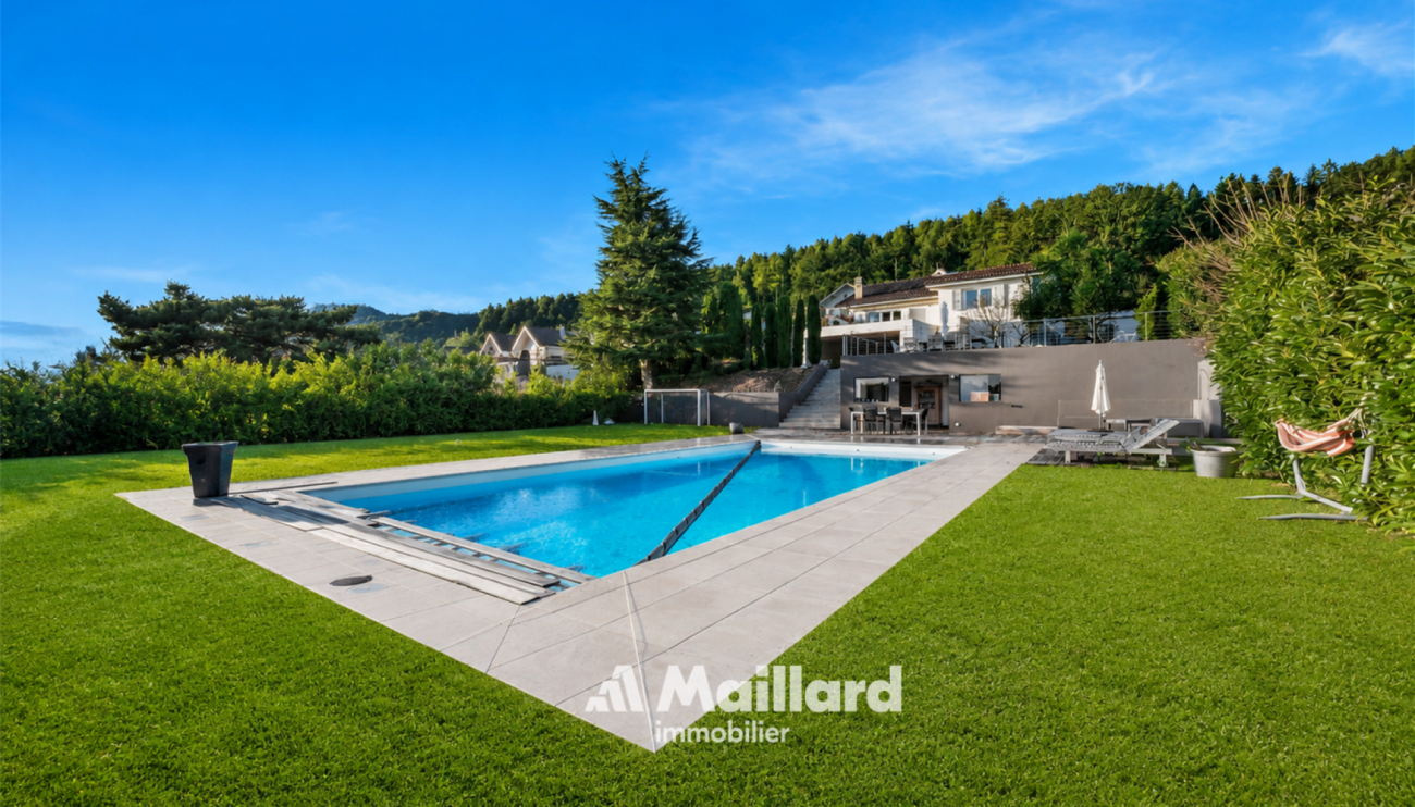 Villa d'exception avec vue panoramique sur le Mont-Blanc, le lac Léman et les Alpes