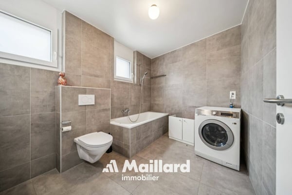 Près-du-Lac - Duplex récent de 4.5 pièces + mezzanine 8