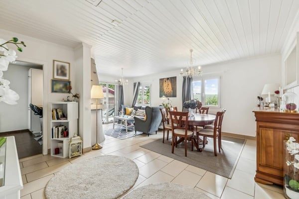 Maison individuelle en lisière de forêt 9