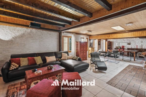 6.5 pièces de 200 m² avec balcon tropézien et vue lac 3