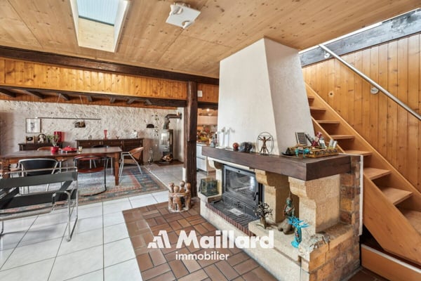 6.5 pièces de 200 m² avec balcon tropézien et vue lac 8