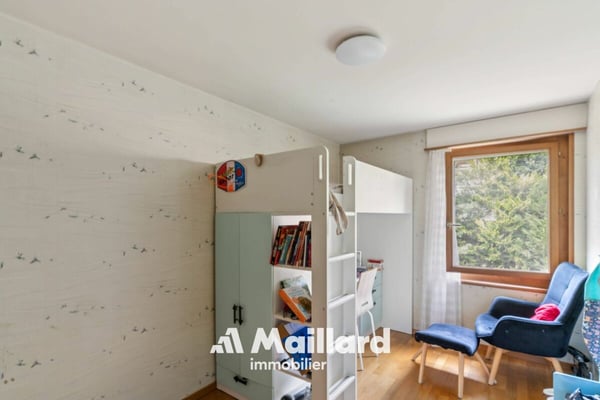Spacieux duplex de 8.5 pièces avec de beaux volumes 9