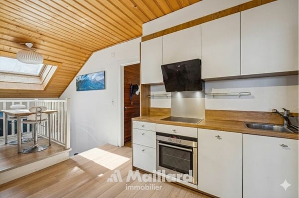 Ambiance cosy pour cet appartement de 3.5 pièces avec vue grandiose! 5