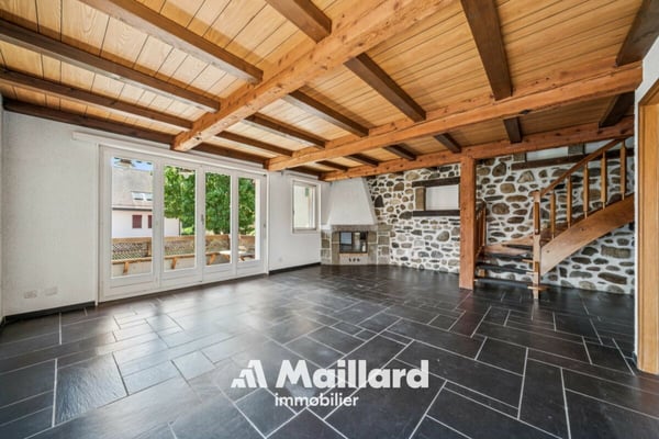Un appartement familial aux volumes généreux au coeur du Vieux Bourg de Gland 4