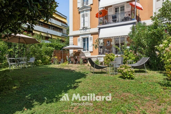 Appartement de caractère avec jardin privatif au coeur de Lausanne 1
